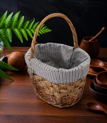 سبد حصیری دسته‌دار کد 3 با دهانه بیضی