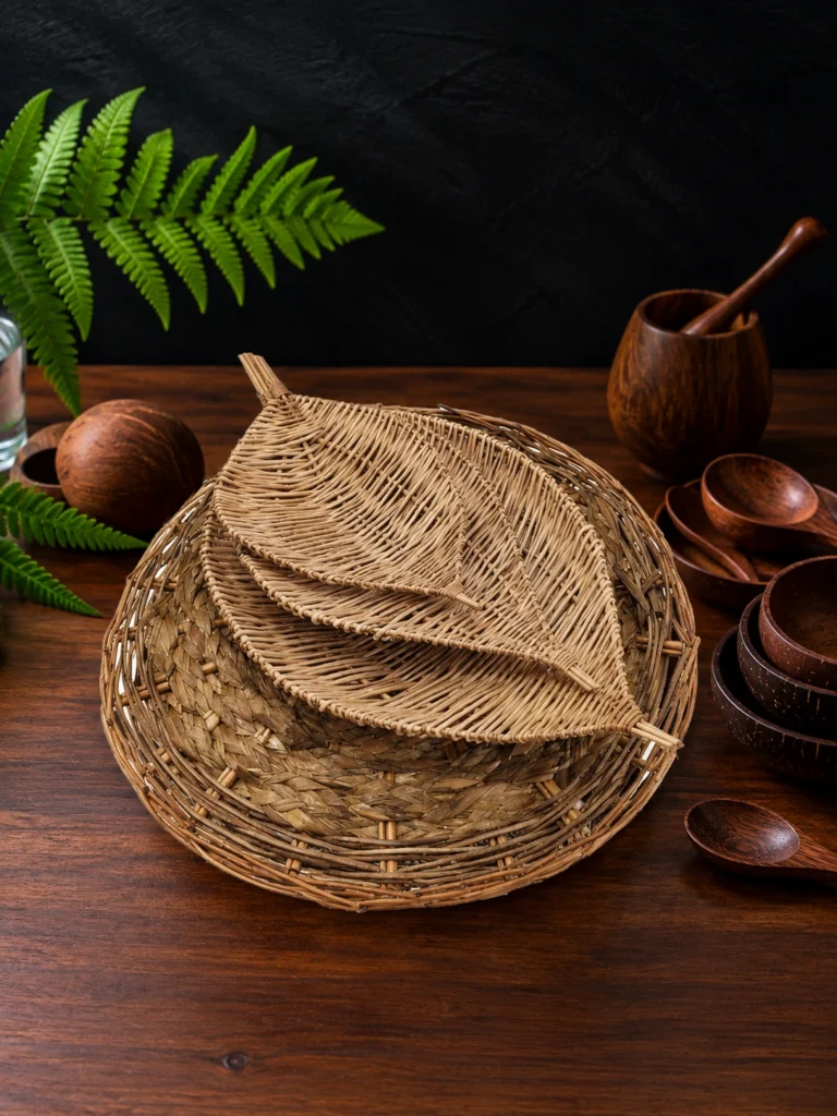تصویر دیس حصیری دستباف مدل برگ