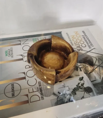 زیر سیگاری رنگ چوب